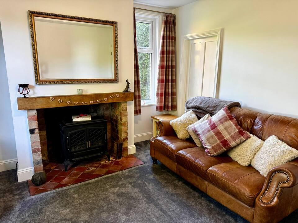 Luxury Isla Cottages, Bourne! Dog-Friendly, Countryside Views, Garden, Parking, 5Mins Pubs - Family Holiday Eksteriør billede